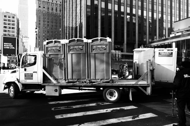 Best Luxury portable toilet rental  in Petoskey, MI